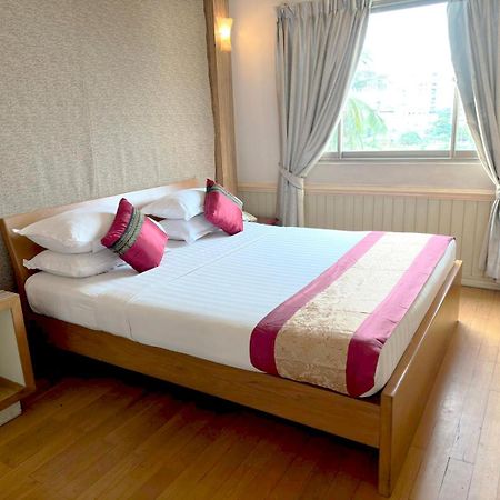 Hotel 63 Rangun Kültér fotó