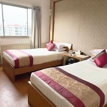 Hotel 63 Rangun Kültér fotó