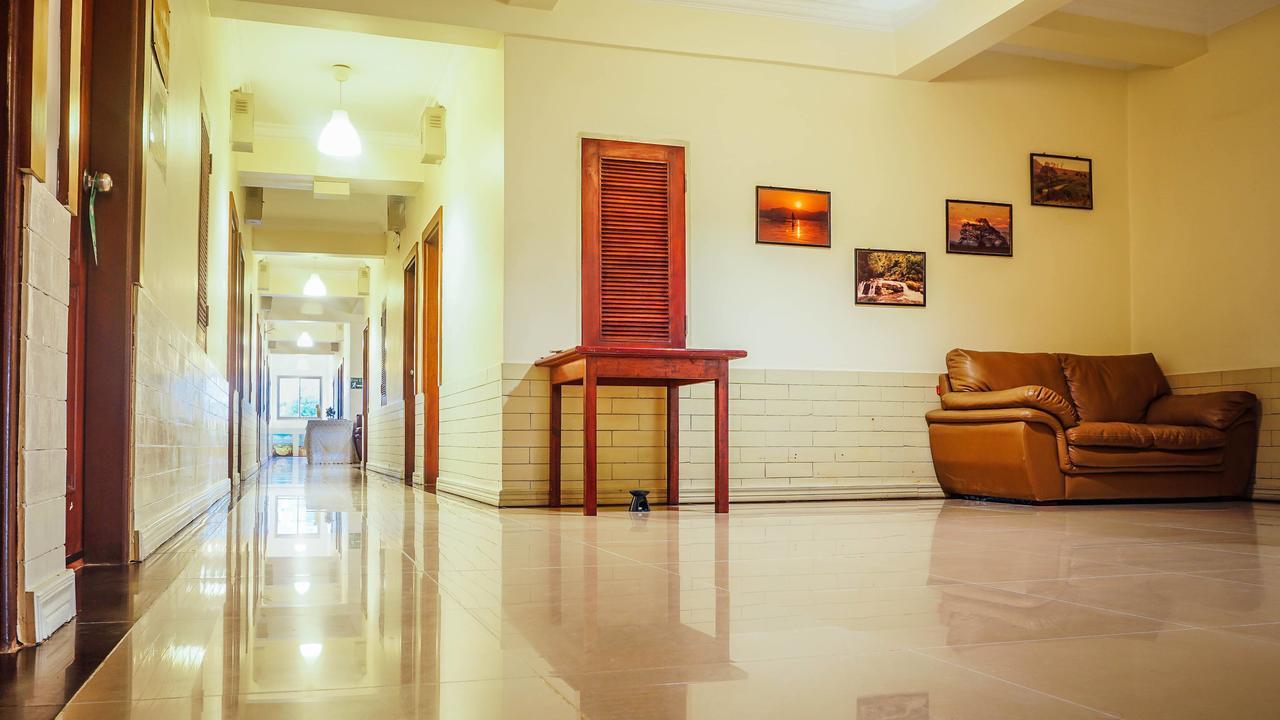 Hotel 63 Rangun Kültér fotó