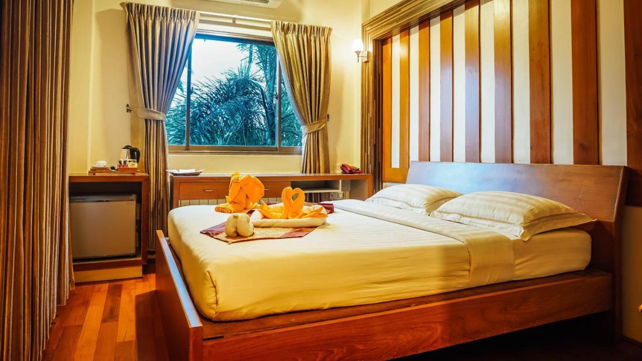 Hotel 63 Rangun Kültér fotó