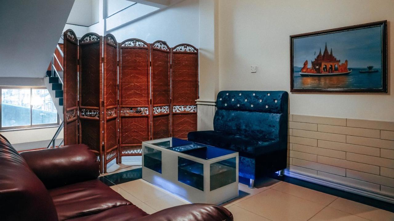 Hotel 63 Rangun Kültér fotó